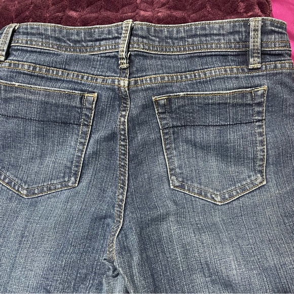 Sarah Jessica Parker’s Brand “Bitten Jeans” NWOT. - Picture 3 of 7